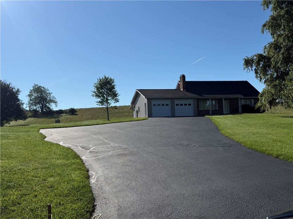 2742 No 8 Rd, Punxsutawney, PA 15767