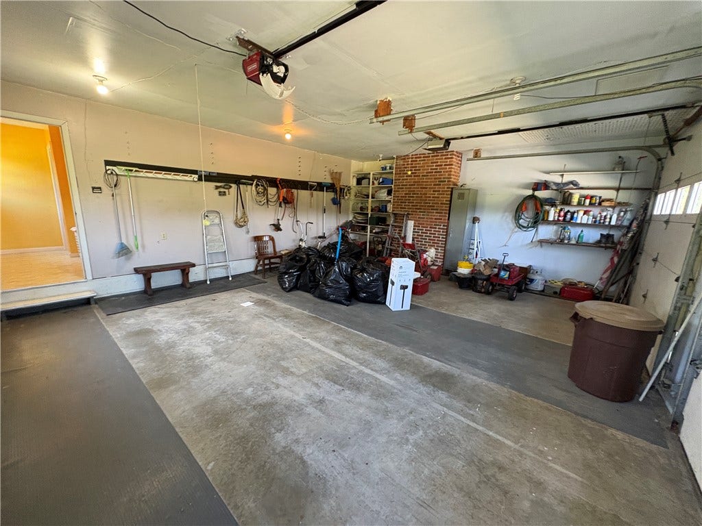 2742 No 8 Rd, Punxsutawney, PA 15767