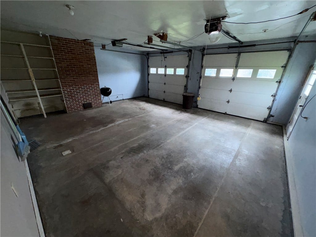 2742 No 8 Rd, Punxsutawney, PA 15767