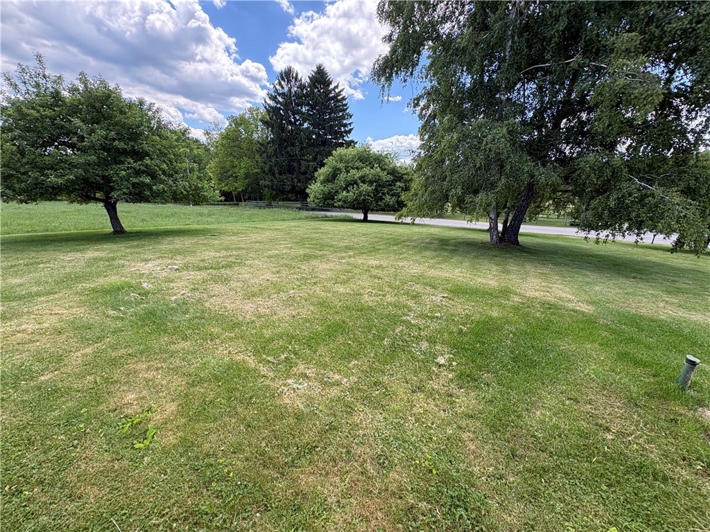 2742 No 8 Rd, Punxsutawney, PA 15767