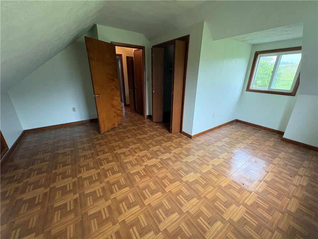 2742 No 8 Rd, Punxsutawney, PA 15767