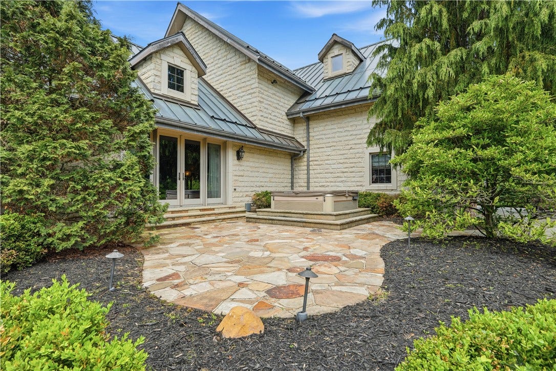 399 Cornetti Road, Fenelton, PA 16034