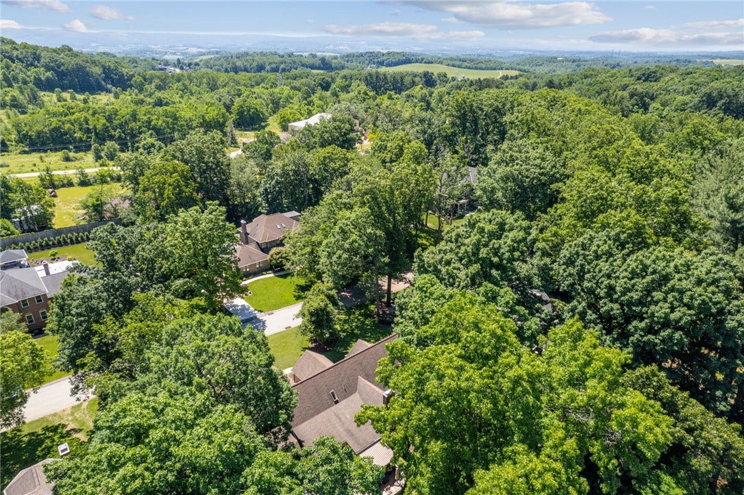 153 Lakewood Rd, Greensburg, PA 15601