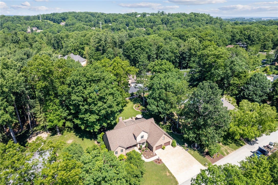 153 Lakewood Rd, Greensburg, PA 15601