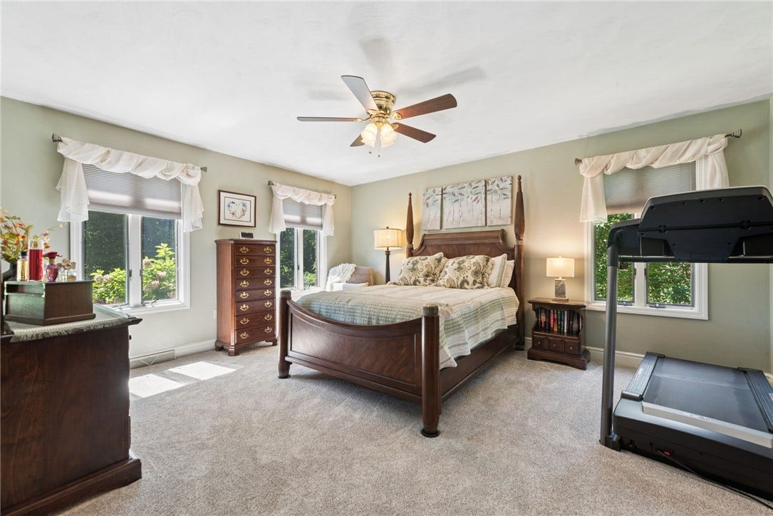 153 Lakewood Rd, Greensburg, PA 15601