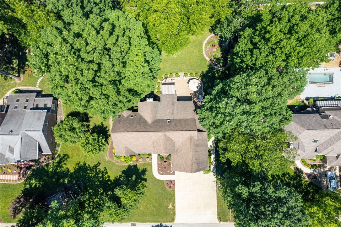 153 Lakewood Rd, Greensburg, PA 15601