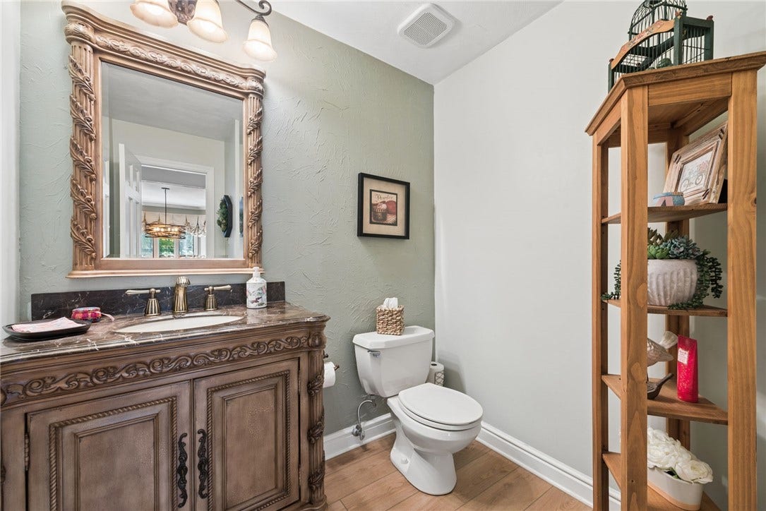153 Lakewood Rd, Greensburg, PA 15601