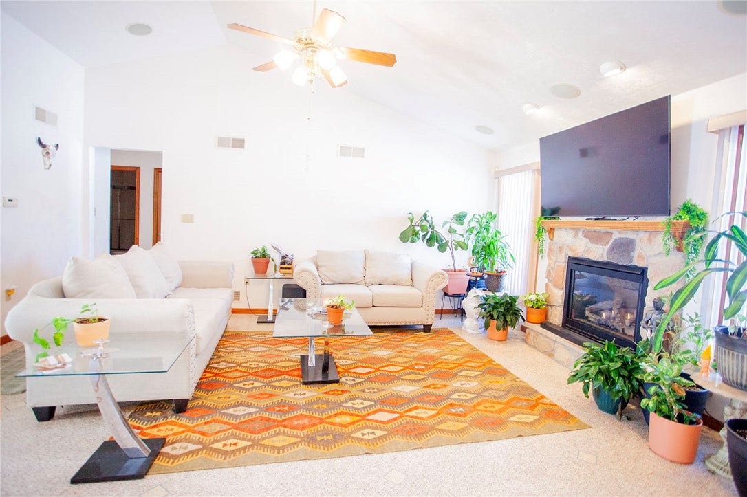 1203 Bailey Farm Rd, Greensburg, PA 15601