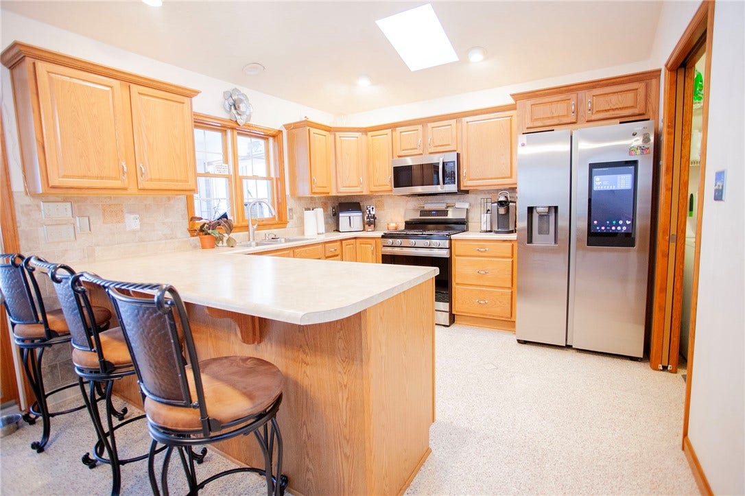 1203 Bailey Farm Rd, Greensburg, PA 15601