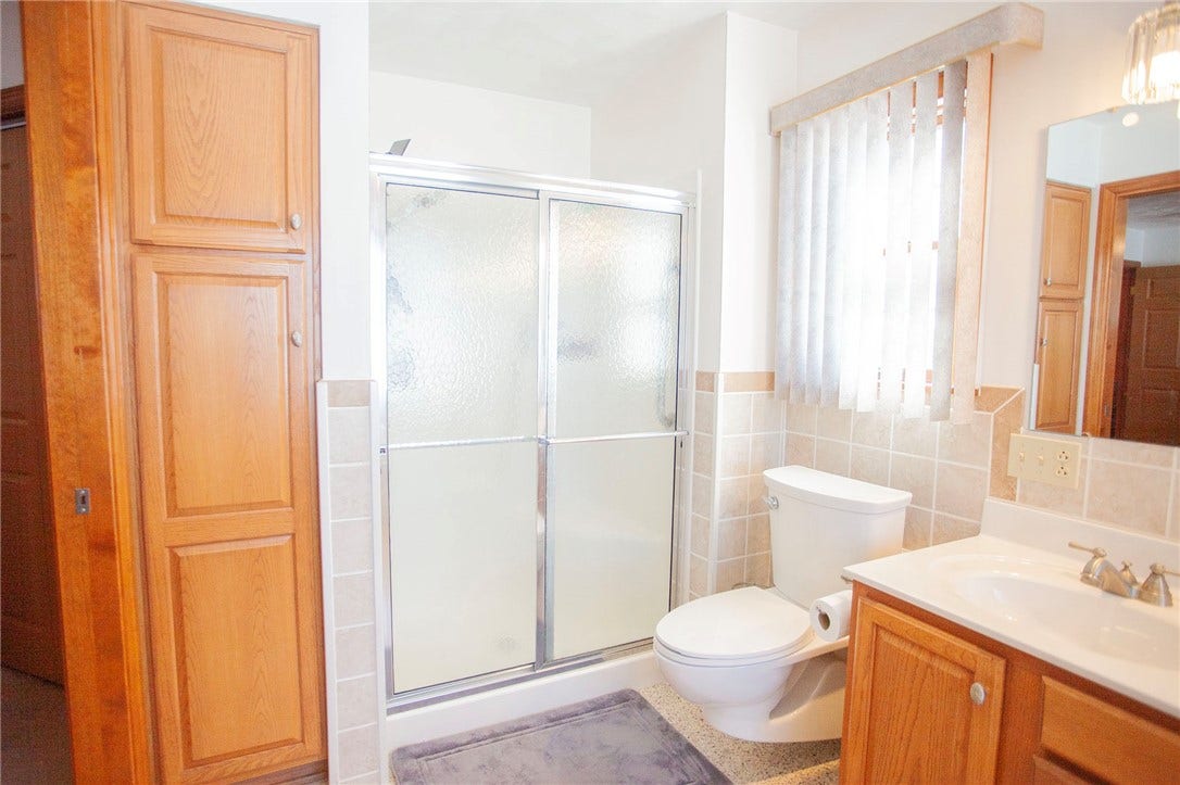 1203 Bailey Farm Rd, Greensburg, PA 15601