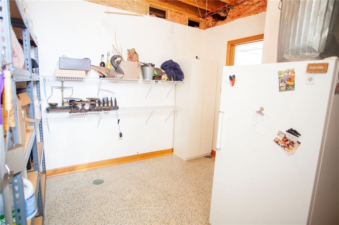 1203 Bailey Farm Rd, Greensburg, PA 15601