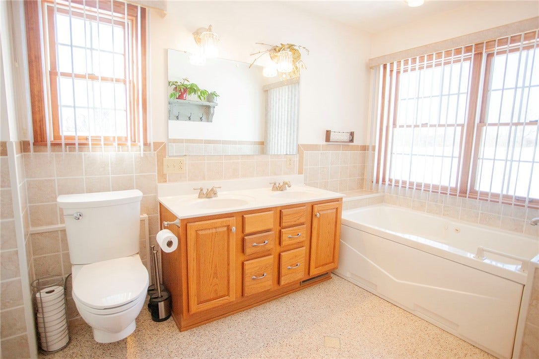 1203 Bailey Farm Rd, Greensburg, PA 15601