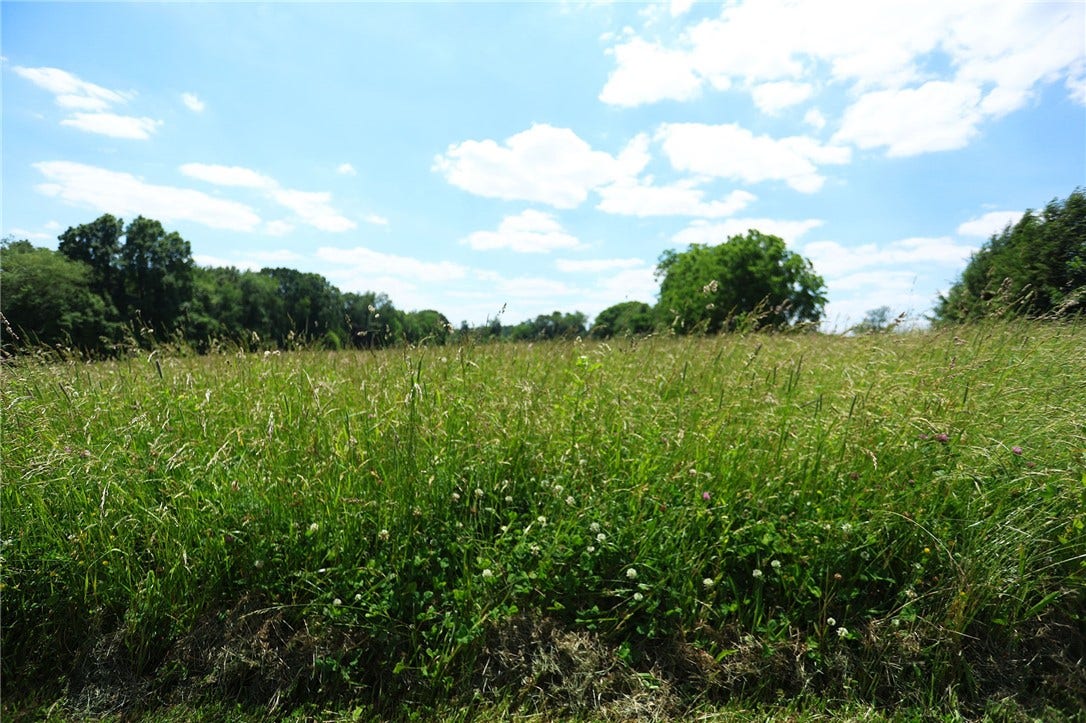 1203 Bailey Farm Rd, Greensburg, PA 15601