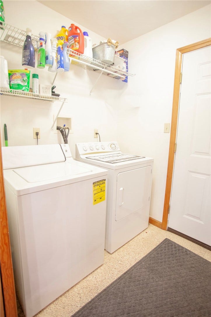 1203 Bailey Farm Rd, Greensburg, PA 15601