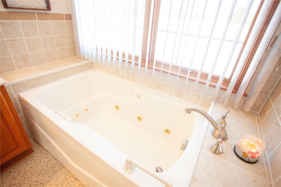 1203 Bailey Farm Rd, Greensburg, PA 15601