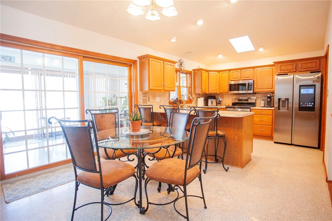 1203 Bailey Farm Rd, Greensburg, PA 15601