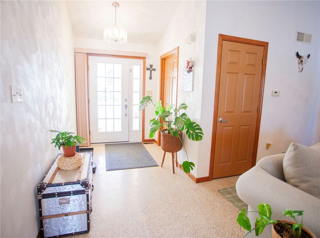 1203 Bailey Farm Rd, Greensburg, PA 15601