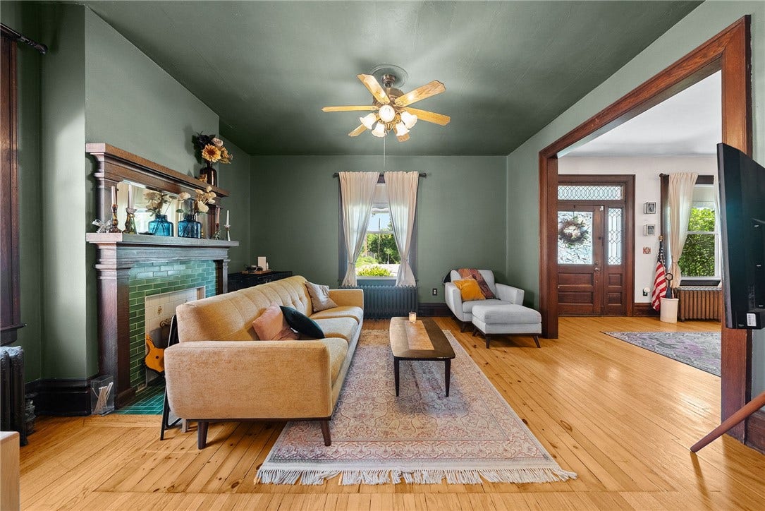 221 N Wade Ave, Washington, PA 15301