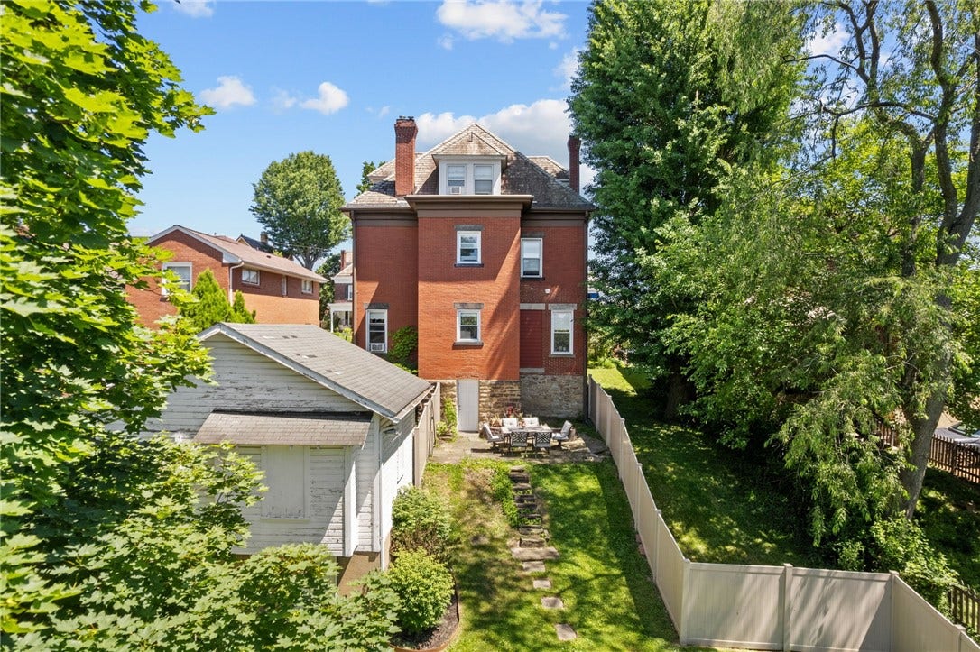 Back of house/yard