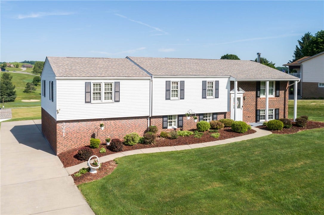 3061 Dividend Dr, Washington, PA 15301