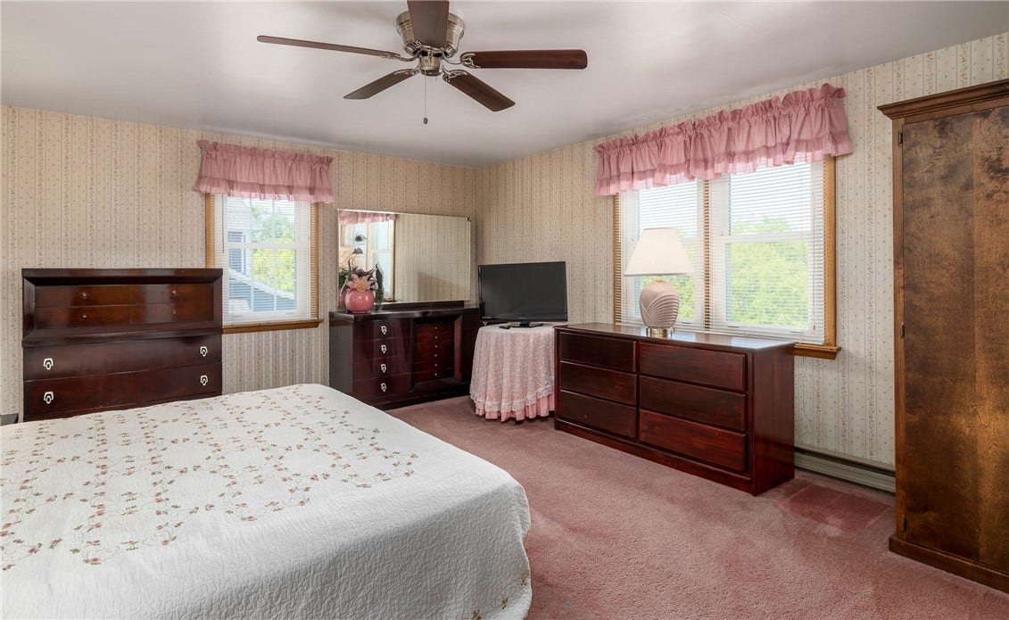 3061 Dividend Dr, Washington, PA 15301
