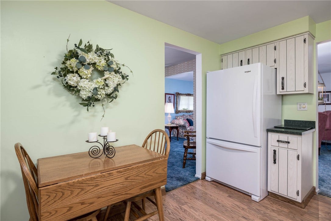 3061 Dividend Dr, Washington, PA 15301
