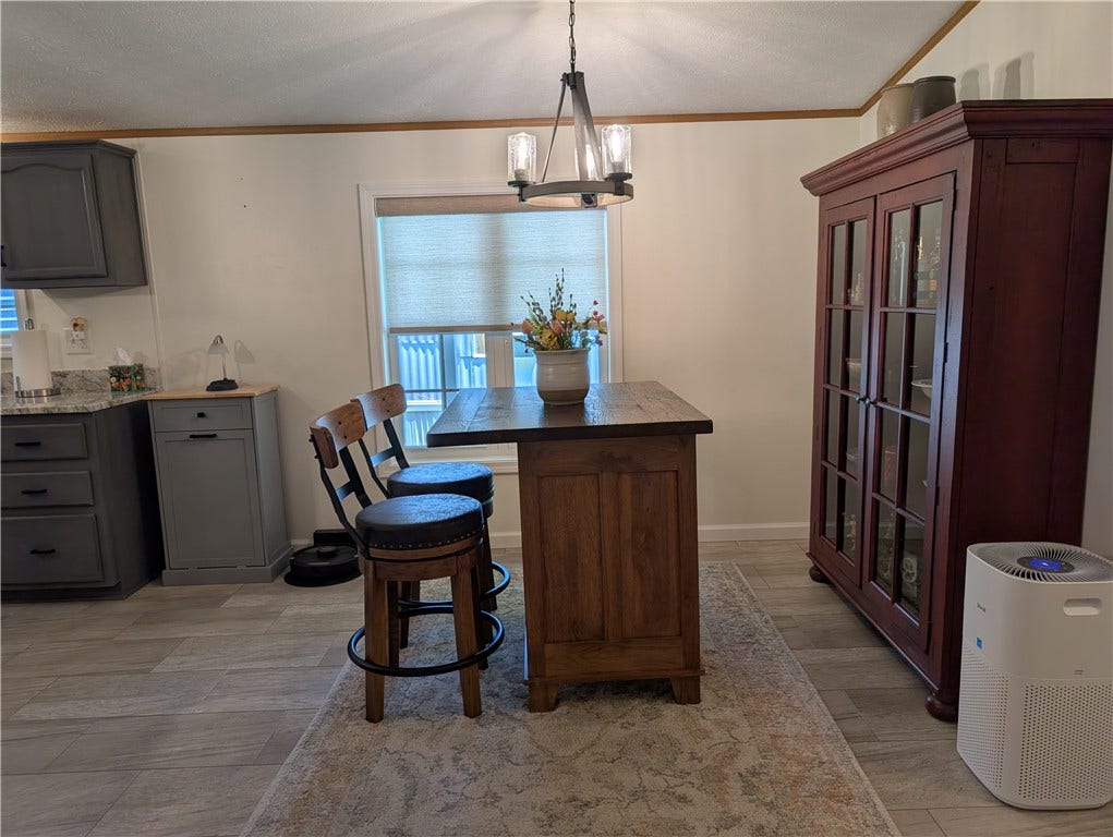19 Thompson St, Latrobe, PA 15650