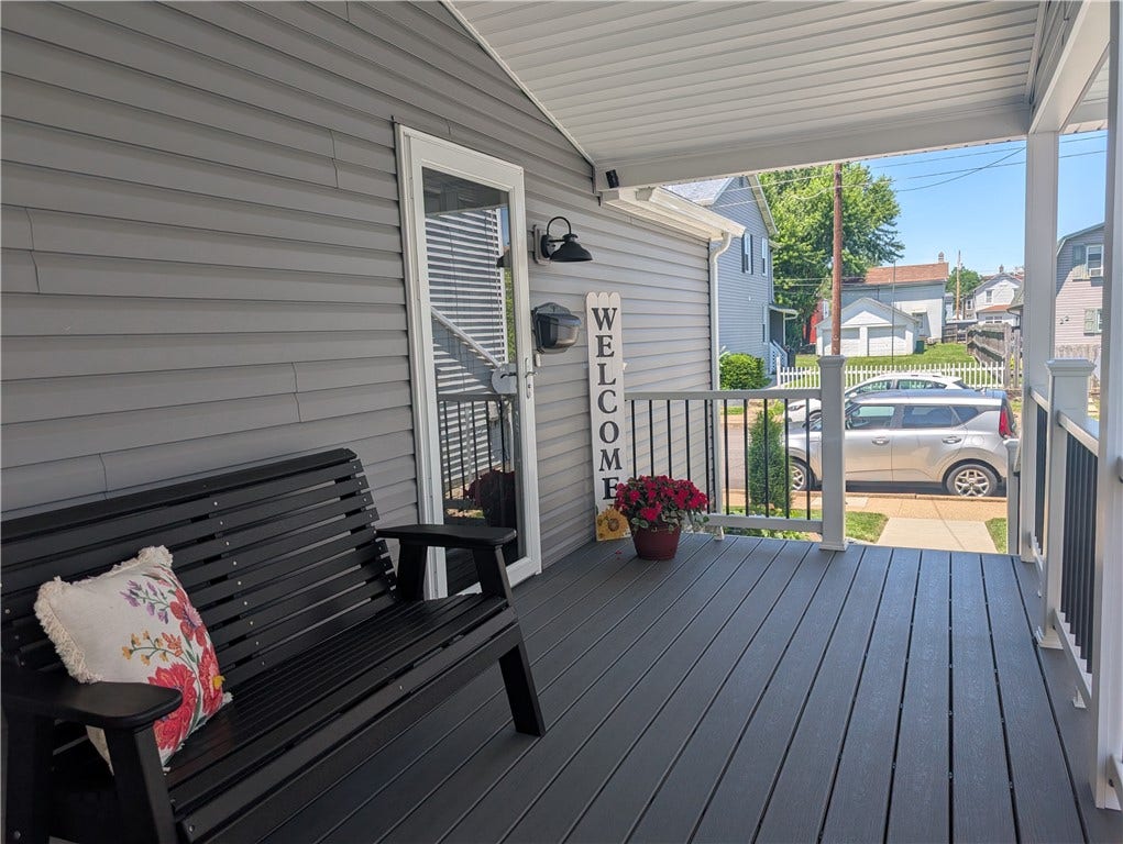 19 Thompson St, Latrobe, PA 15650