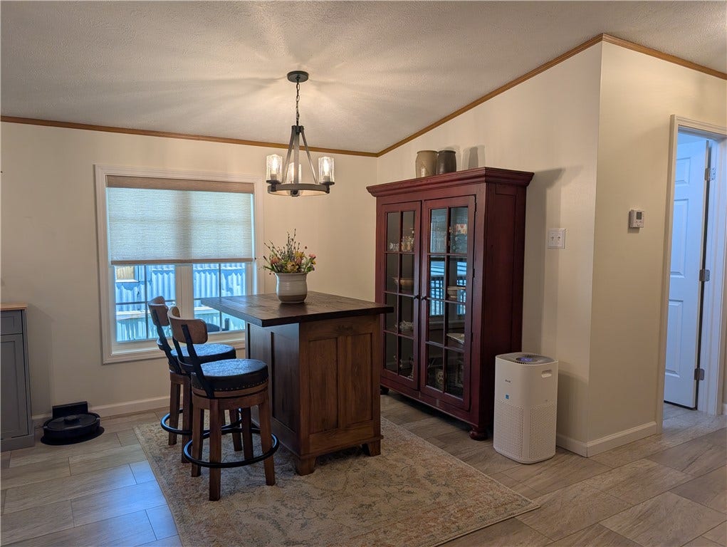 19 Thompson St, Latrobe, PA 15650