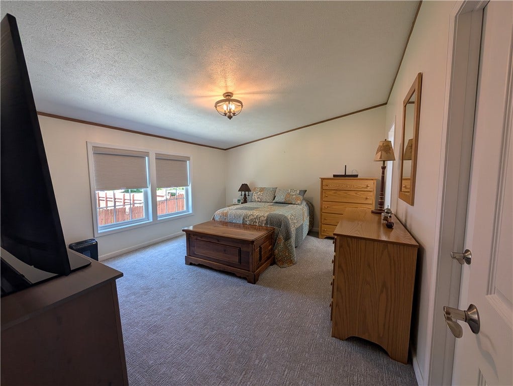 19 Thompson St, Latrobe, PA 15650