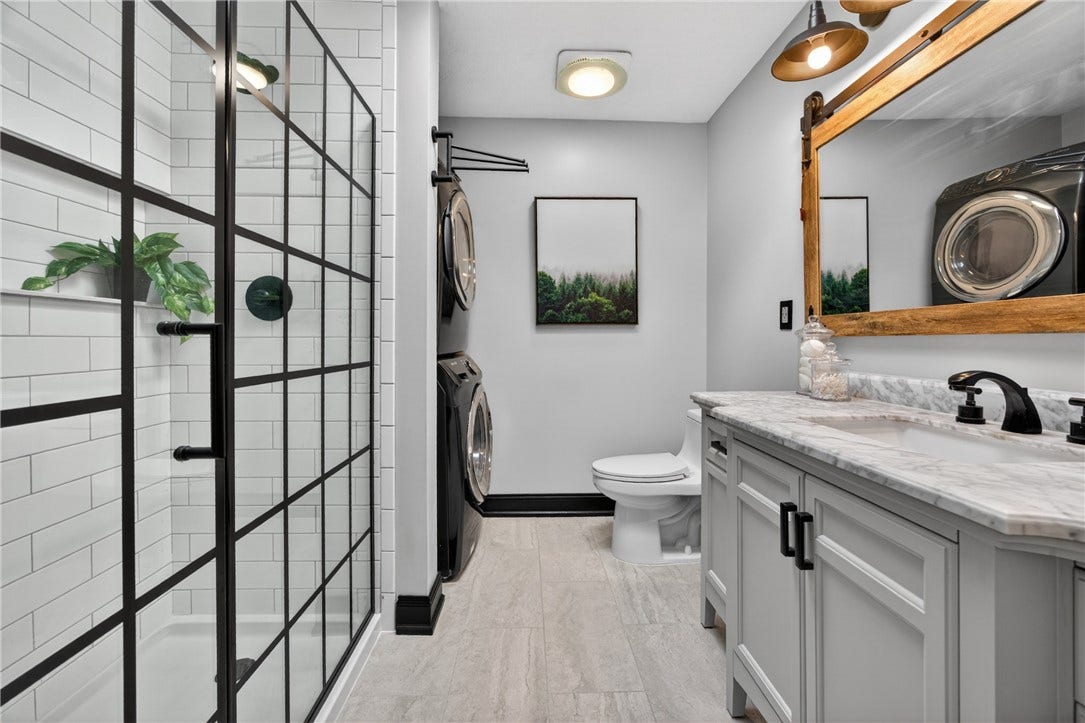 Also has stackable washer and dryer.