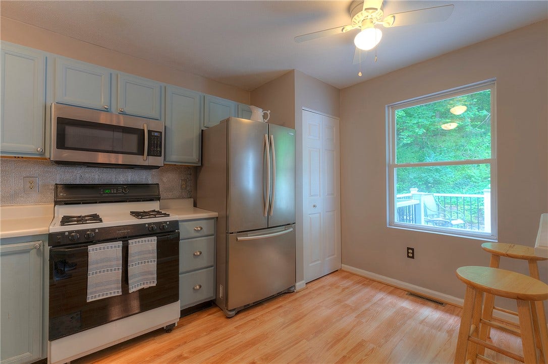 106 Winston Way, Greensburg, PA 15601