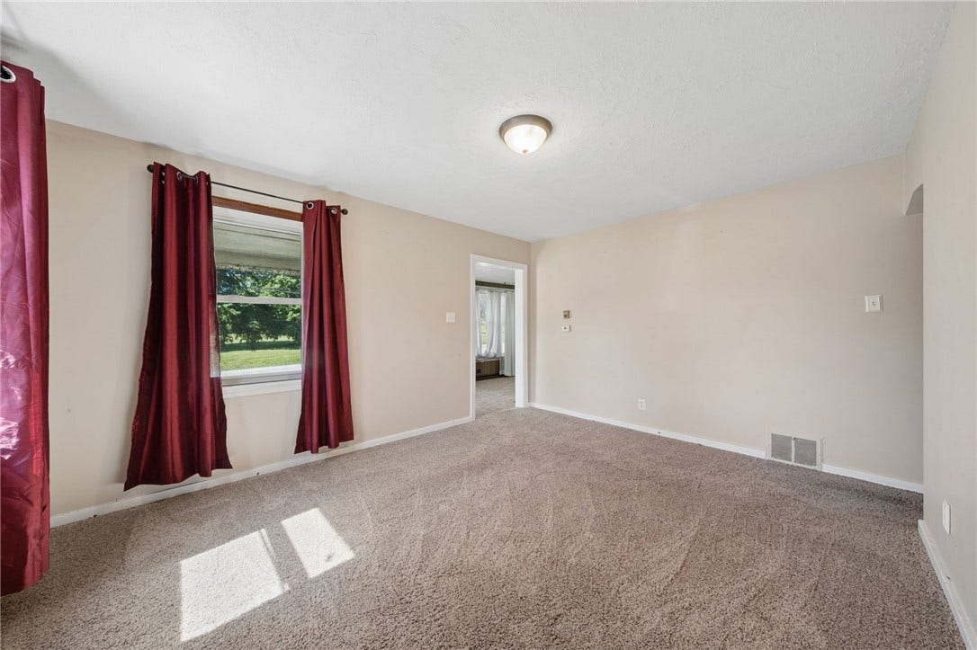 128 STATE ROUTE 981, Rostraver, PA 15012