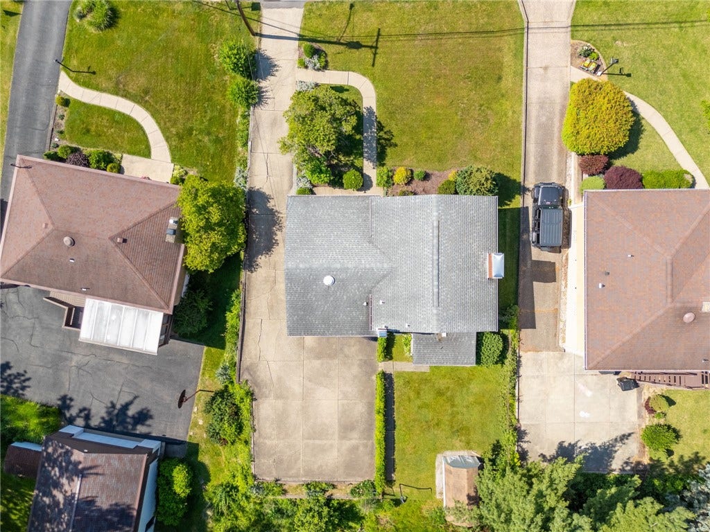 4826 Criss Road, Bethel Park, PA 15102