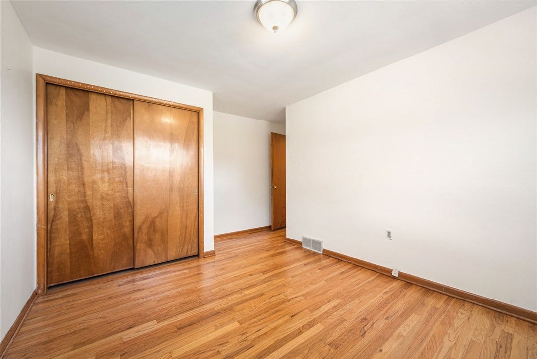4826 Criss Road, Bethel Park, PA 15102