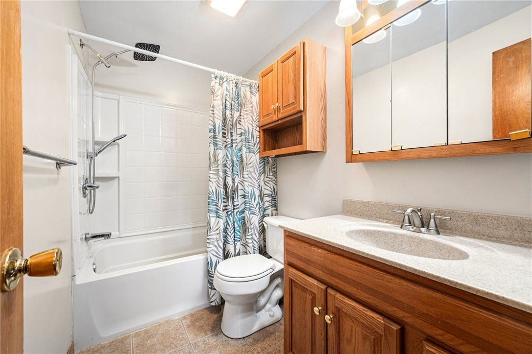 4826 Criss Road, Bethel Park, PA 15102