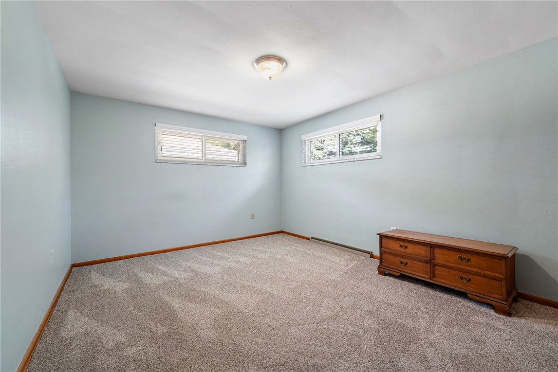 4826 Criss Road, Bethel Park, PA 15102
