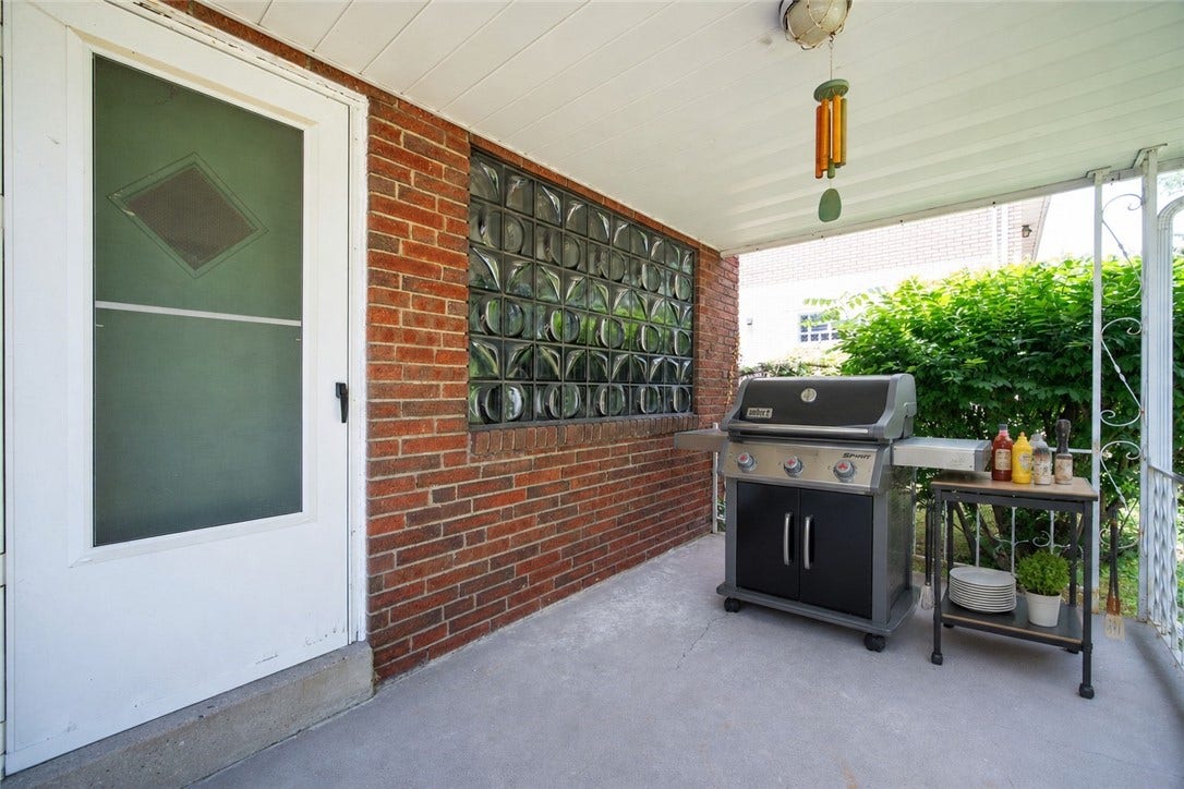 4826 Criss Road, Bethel Park, PA 15102