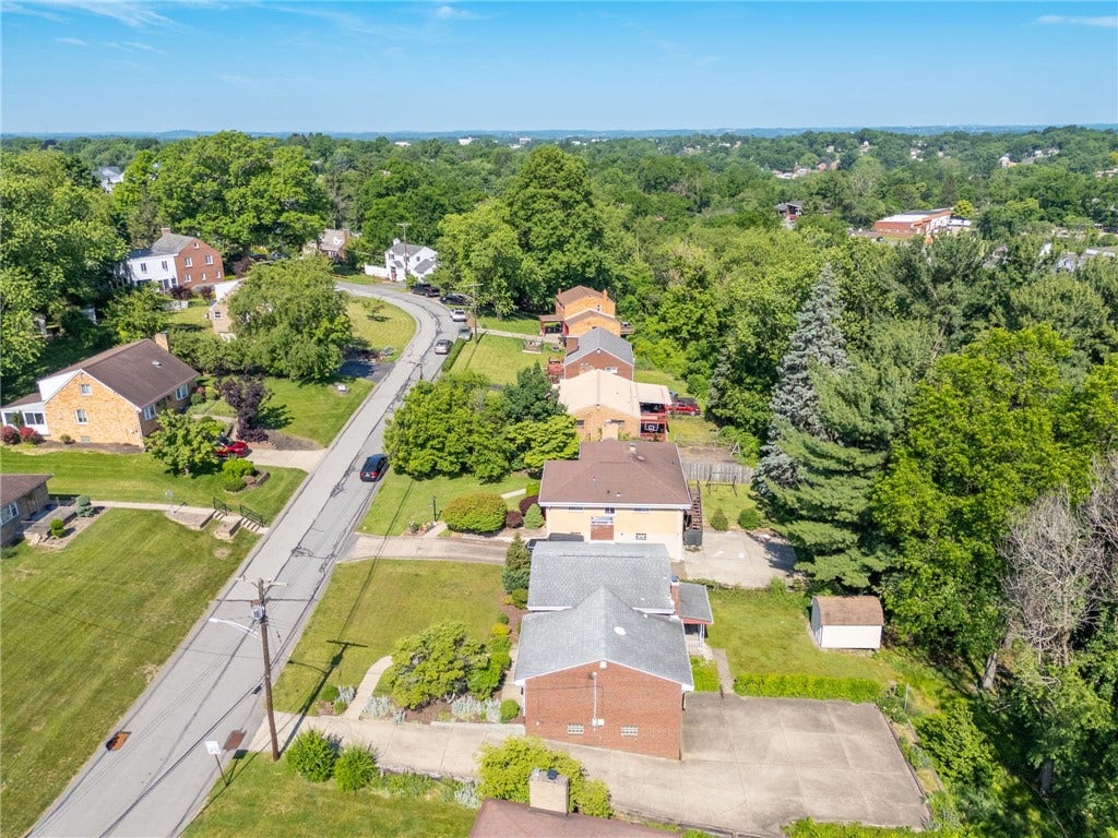 4826 Criss Road, Bethel Park, PA 15102