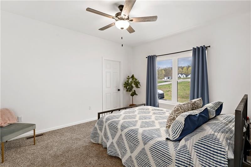 300 TIMBERLINE DR, Washington, PA 15301