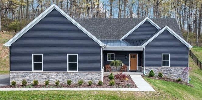 300 TIMBERLINE DR, Washington, PA 15301