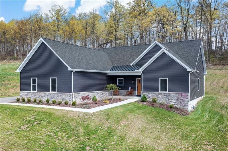 300 TIMBERLINE DR, Washington, PA 15301