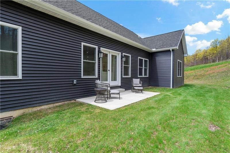 300 TIMBERLINE DR, Washington, PA 15301