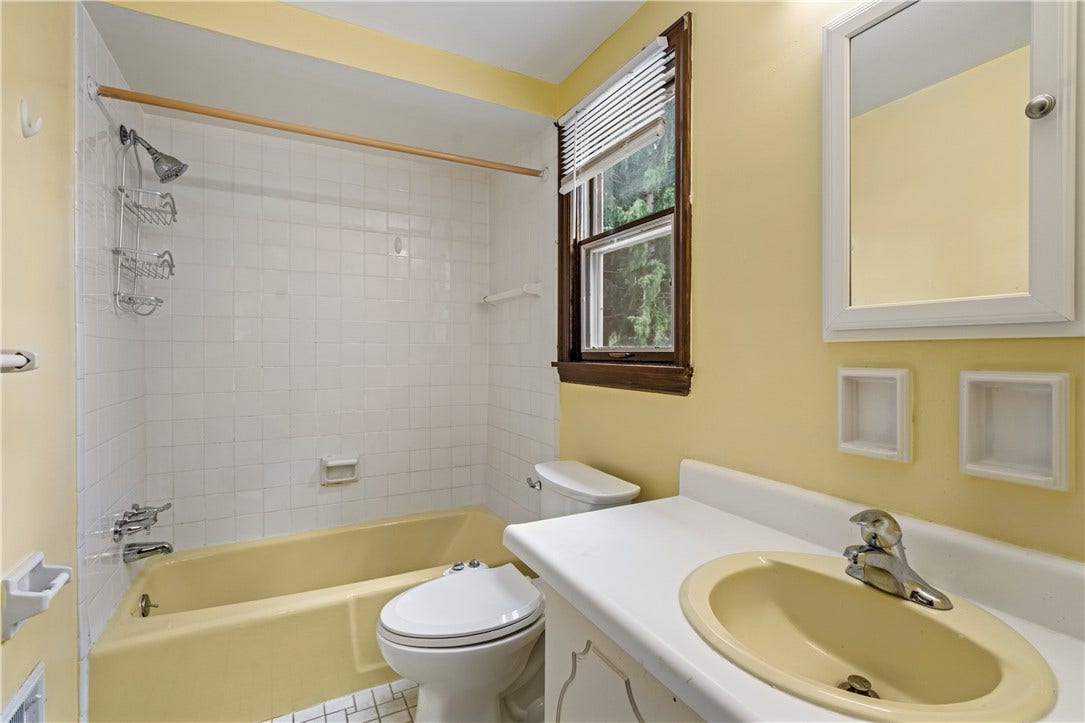 Family Bathroom on 2nd floor