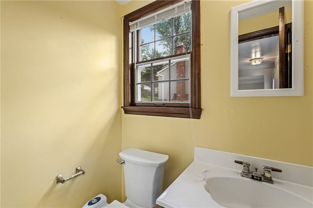 Main lavel Half bath