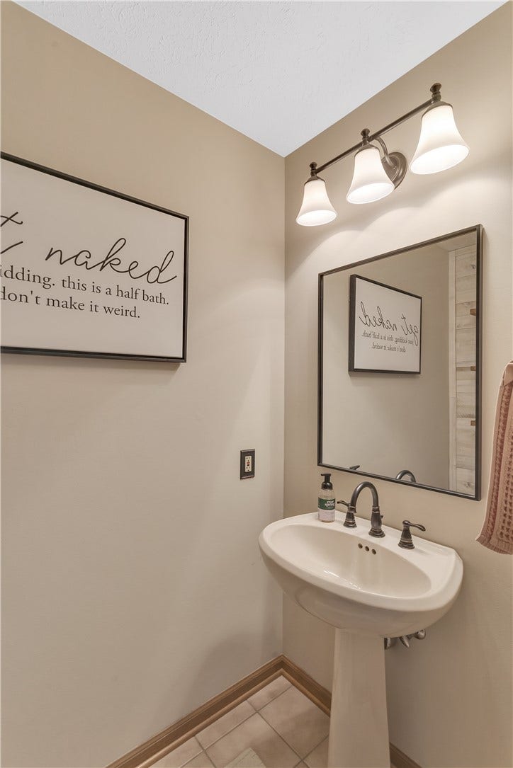 3 Sarah Ct., Irwin, PA 15642 Convenient, Updated Main Floor Half Bath.