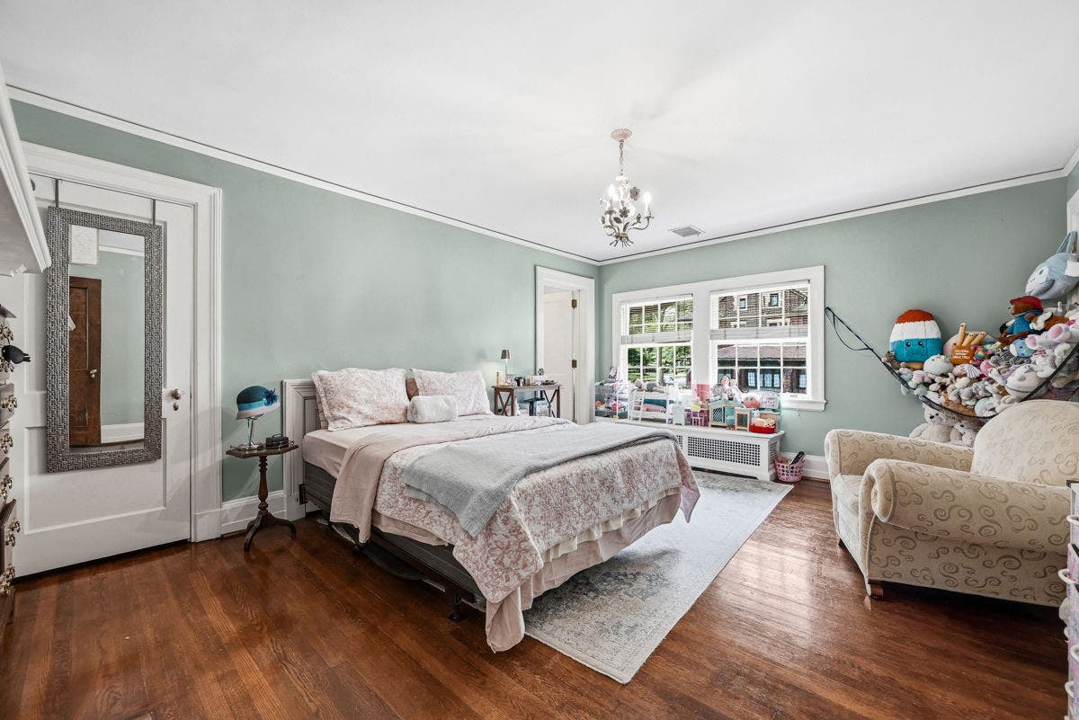 704 Amberson Avenue, Pittsburgh, PA 15232 704 Amberson Avenue, Pittsburgh, PA 15232