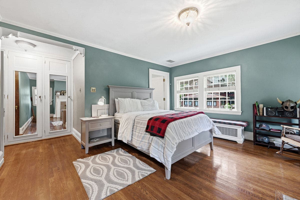 704 Amberson Avenue, Pittsburgh, PA 15232 704 Amberson Avenue, Pittsburgh, PA 15232