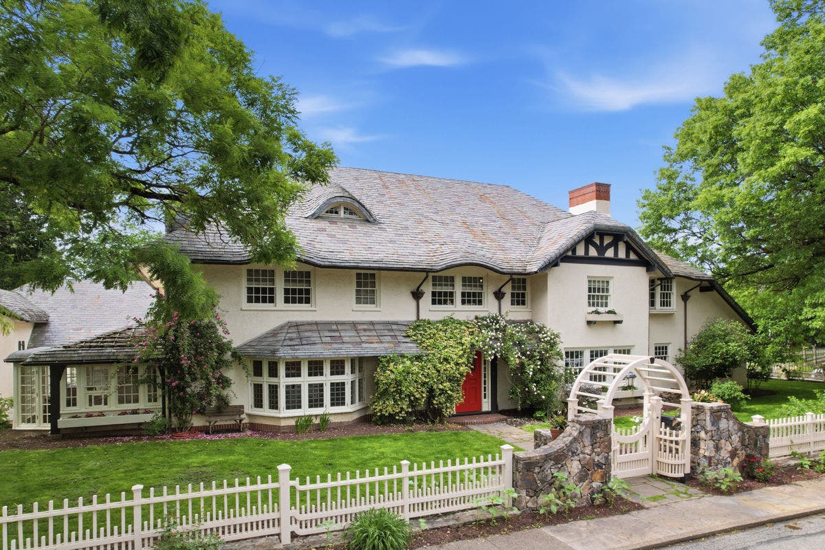 704 Amberson Avenue, Pittsburgh, PA 15232 704 Amberson Avenue, Pittsburgh, PA 15232