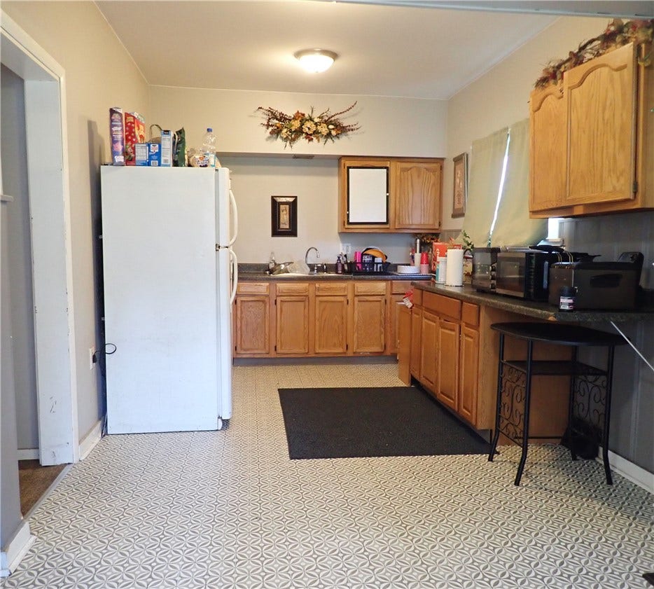 155 WALNUT STREET, Uniontown, PA 15401